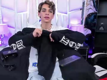 Stream thumbnail 151_andy