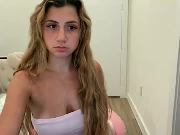 Stream thumbnail 3clusivegenie