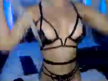 Stream thumbnail 925_live_and_directxoxo