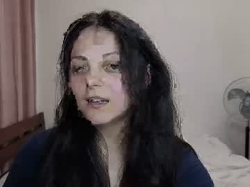 Stream thumbnail _mikki_li