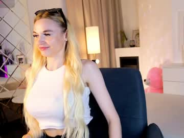 Stream thumbnail _mila_lux_