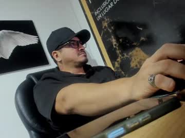 Stream thumbnail adan_smith_