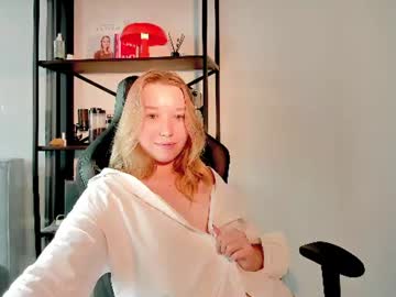 Stream thumbnail agatha_mayson