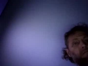 Stream thumbnail albino_rino23
