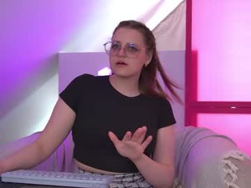 Stream thumbnail alexaavery