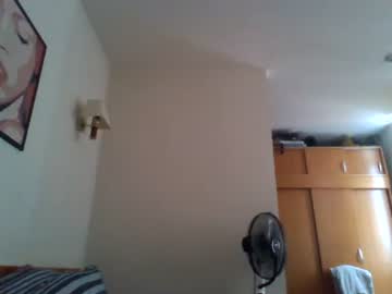 Stream thumbnail alien_alien