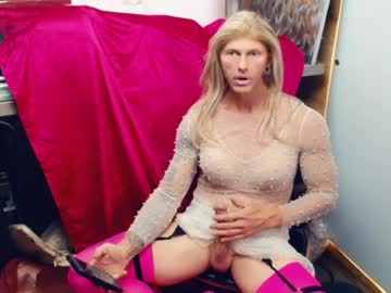 Stream thumbnail aloraraya