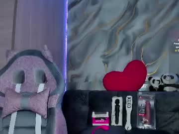 Stream thumbnail amber_adams_