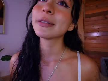 Stream thumbnail amber_curly