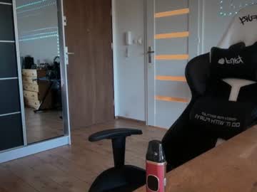 Stream thumbnail amren_lux