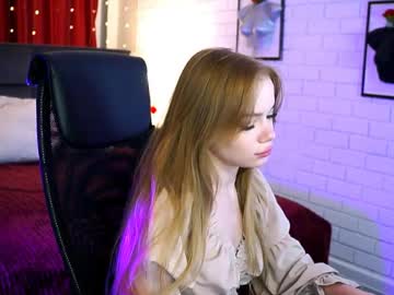 Stream thumbnail amynox