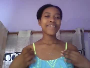 Stream thumbnail anaissa23