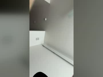 Stream thumbnail anchormeloriate