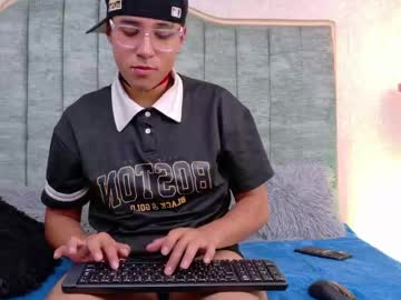 Stream thumbnail ander_walker