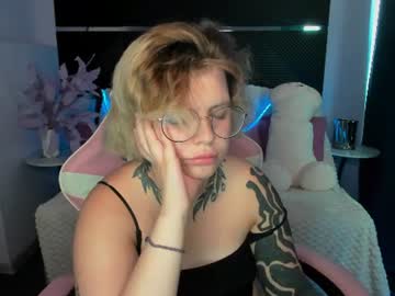 Stream thumbnail angelina_meaw