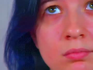 Stream thumbnail anneavelin