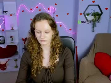 Stream thumbnail aria_voss_
