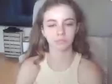 Stream thumbnail ariacreazy