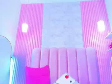 Stream thumbnail arianarougee