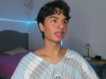 Stream thumbnail ariel_adan