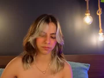 Stream thumbnail artemisablake