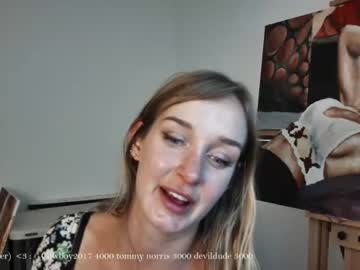 Stream thumbnail artistgirly