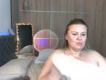 Stream thumbnail ava_bae