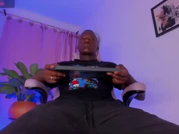 Stream thumbnail bailey_royal