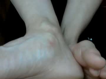 Stream thumbnail balletfeet_queen