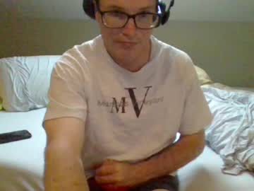 Stream thumbnail beachbodydaddy