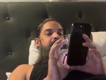 Stream thumbnail bearded_tatted_dad