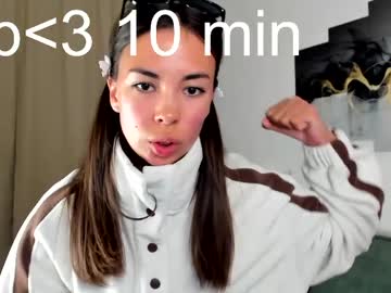 Stream thumbnail bella_coyy_777