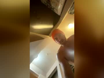 Stream thumbnail belowtheknee420