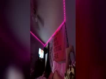 Stream thumbnail brattyvalentine