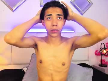 Stream thumbnail camiilo_fox