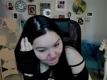 Stream thumbnail camilamartiez