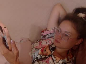 Stream thumbnail candylady13