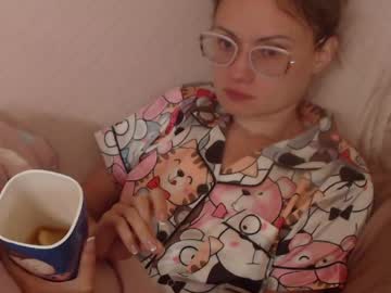 Stream thumbnail candylady136