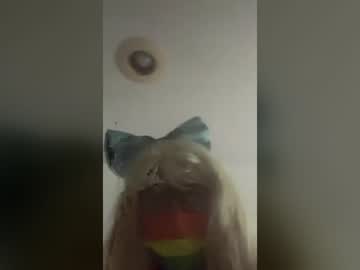 Stream thumbnail carlacee