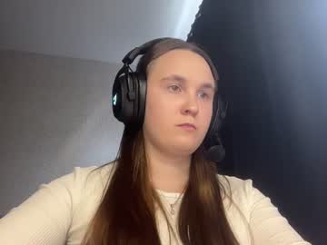 Stream thumbnail casseymam