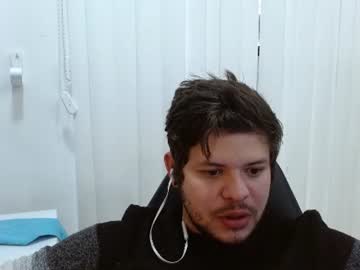 Stream thumbnail castle__black