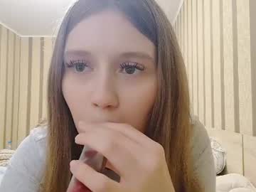 Stream thumbnail catalinarasool