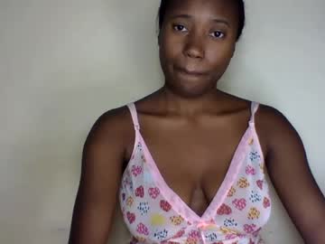 Stream thumbnail cathia_bella