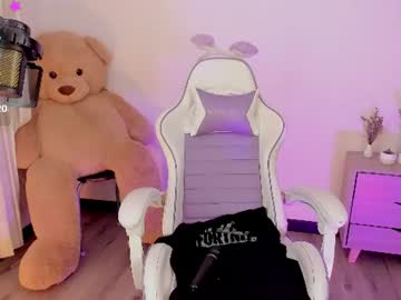 Stream thumbnail celestte_ruizz
