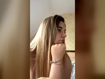 Stream thumbnail chloee_watts