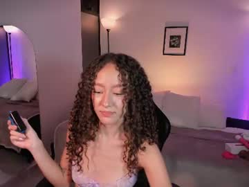 Stream thumbnail chloemoreti