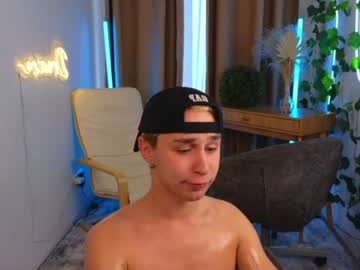 Stream thumbnail chuck_miller