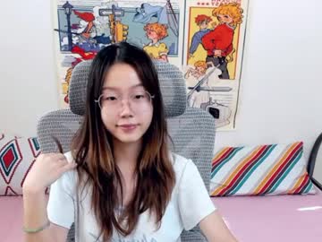 Stream thumbnail clarafanny