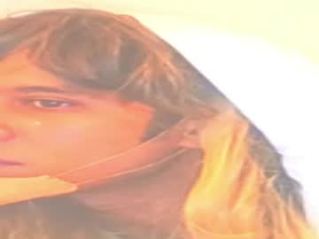 Stream thumbnail coziee