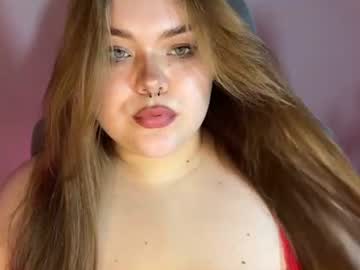 Stream thumbnail cuddleemily